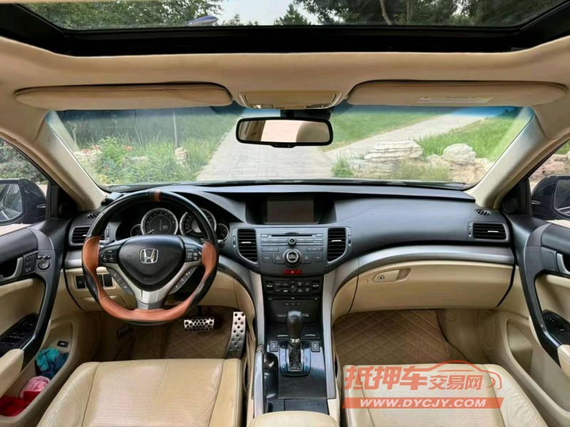 邢台12年本田思铂睿5