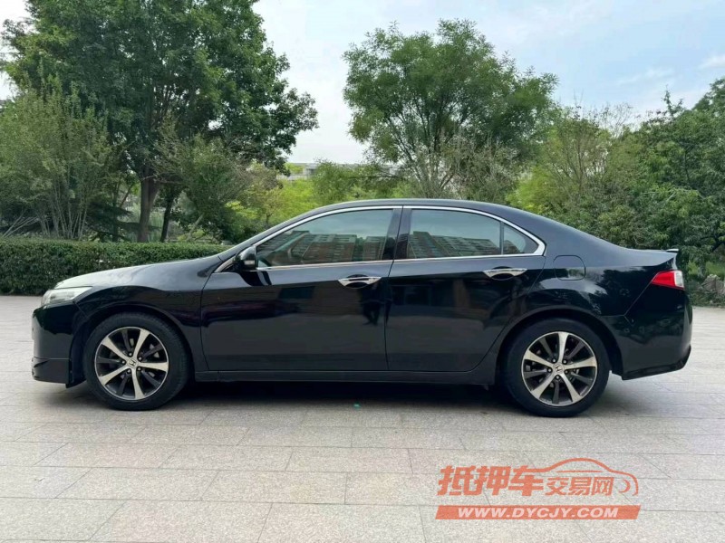 邢台12年本田思铂睿8