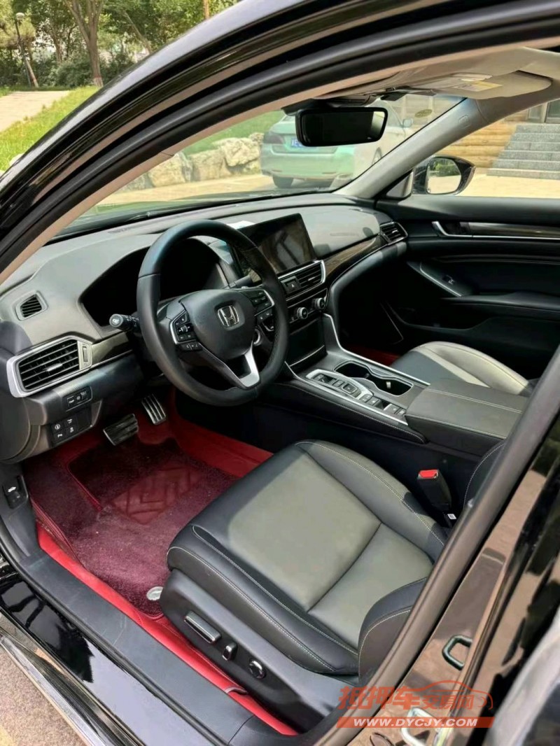邢台22年本田雅阁4