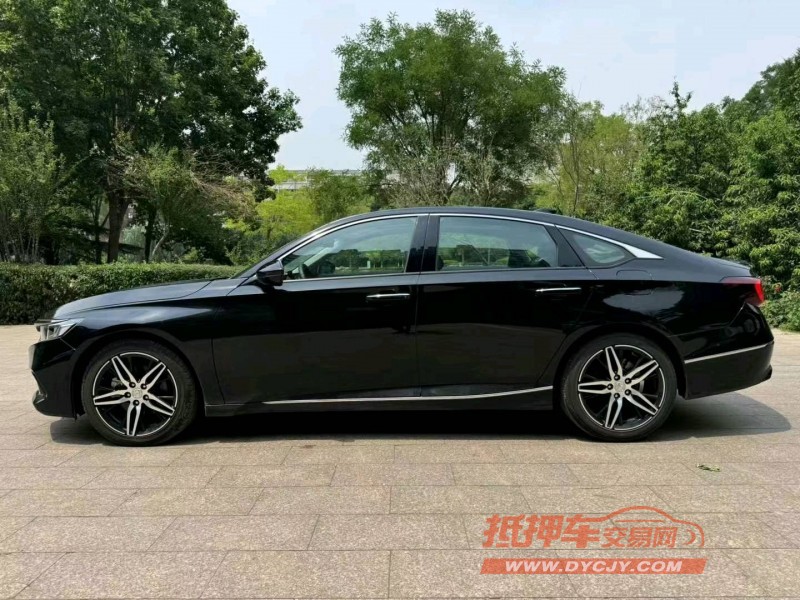 邢台22年本田雅阁8