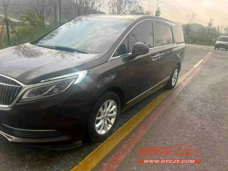 临沂17年别克GL83