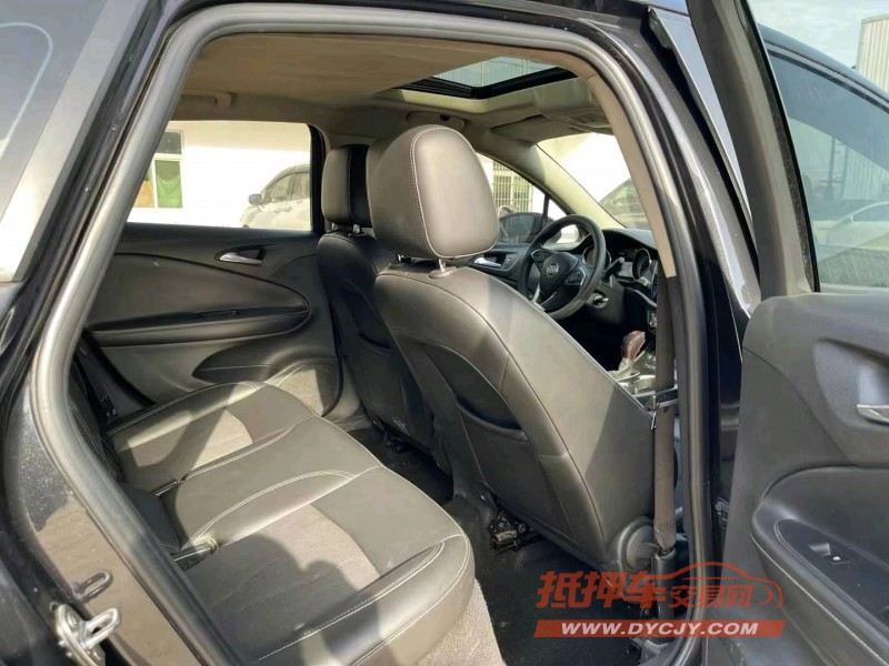 徐州17年别克威朗8