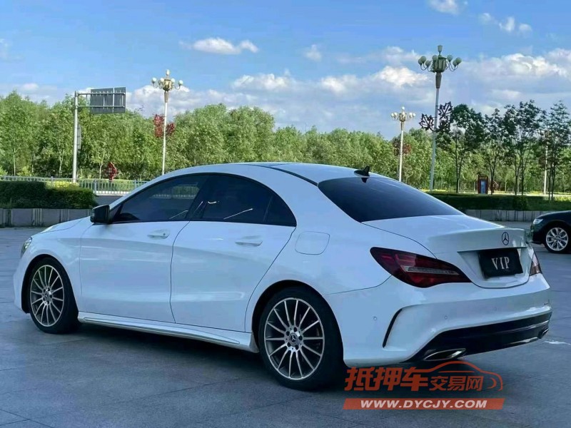 吉林18年奔馳CLA9