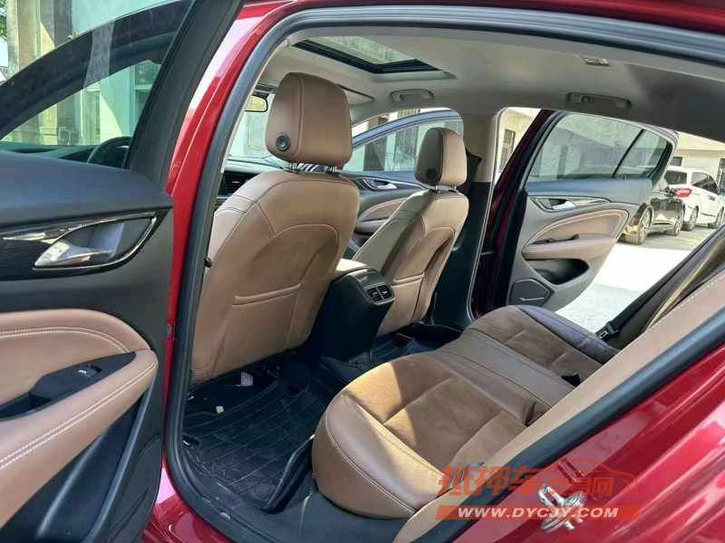 徐州18年别克君威8