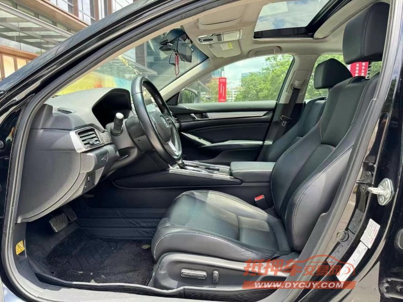 深圳18年本田雅阁4