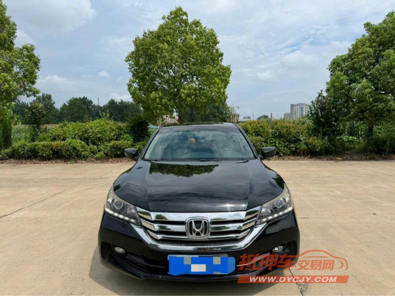 盐城16年本田雅阁1