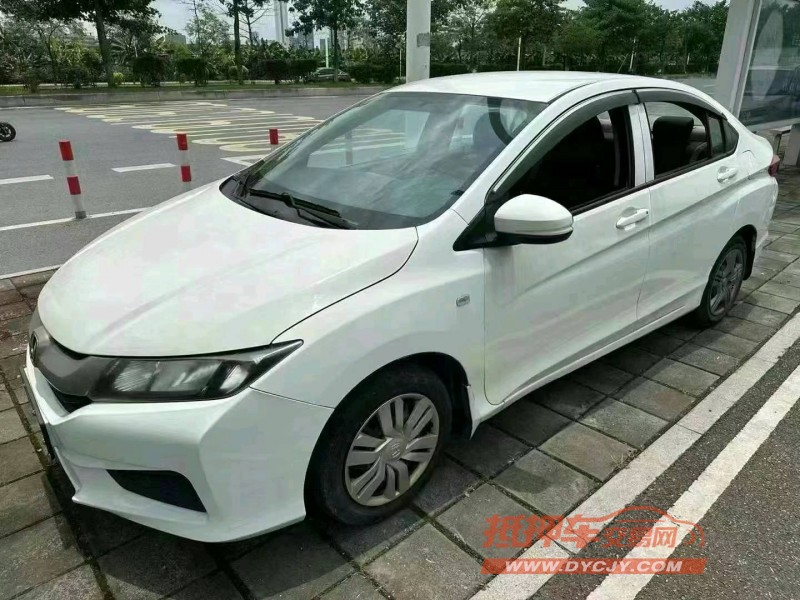 江门17年本田锋范2