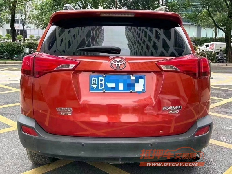 深圳13年丰田RAV45