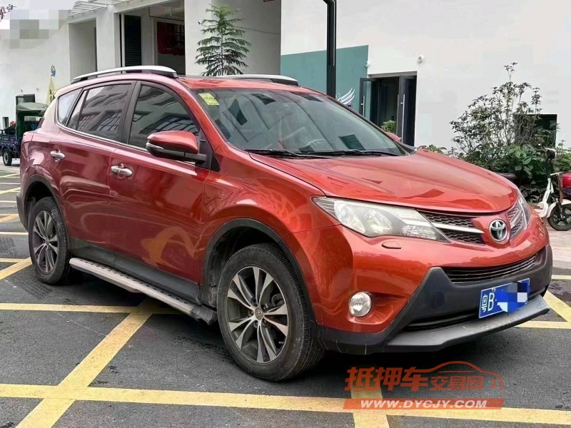 深圳13年丰田RAV49