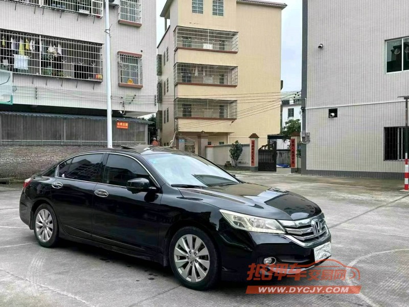 深圳14年本田雅阁6