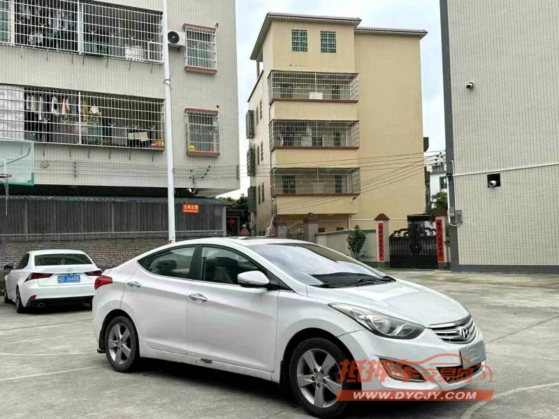 深圳13年现代朗动7