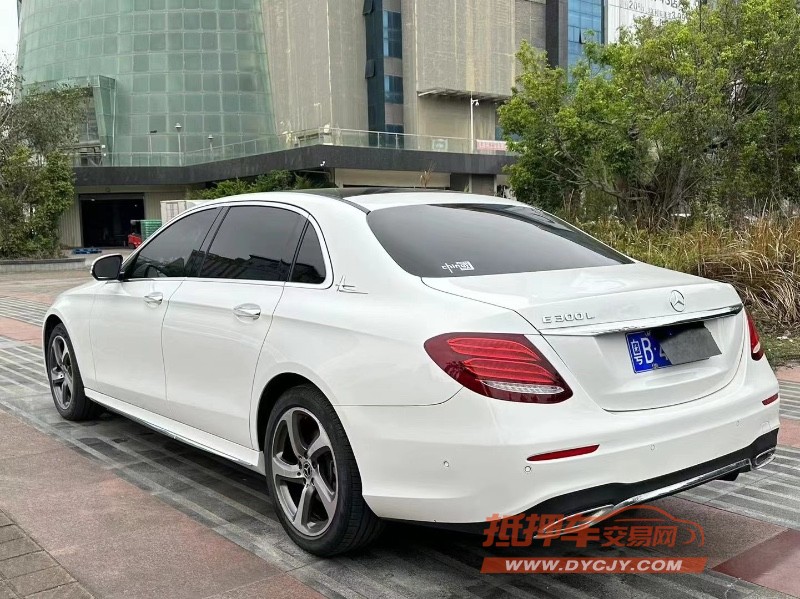 深圳19年奔驰E8
