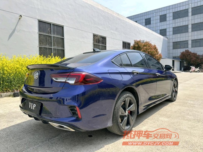 盐城21年别克君威8