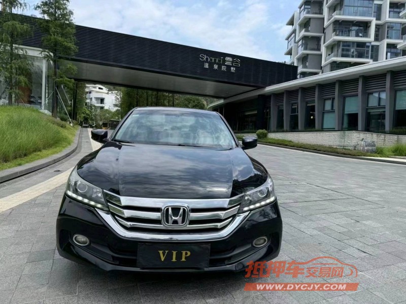 广州14年本田雅阁1