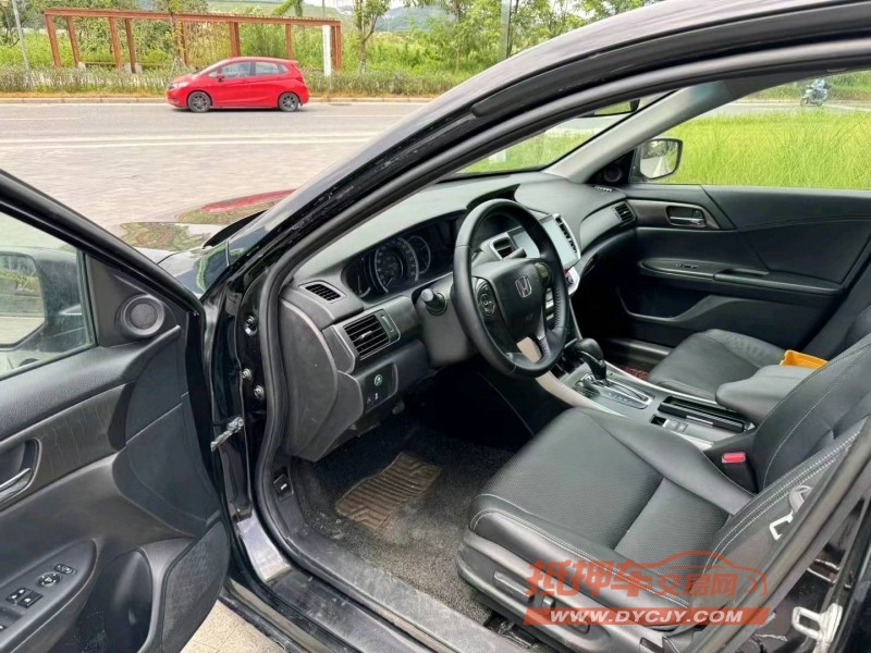 广州14年本田雅阁4