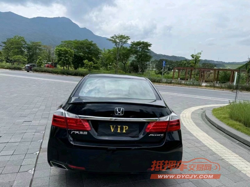 广州14年本田雅阁9