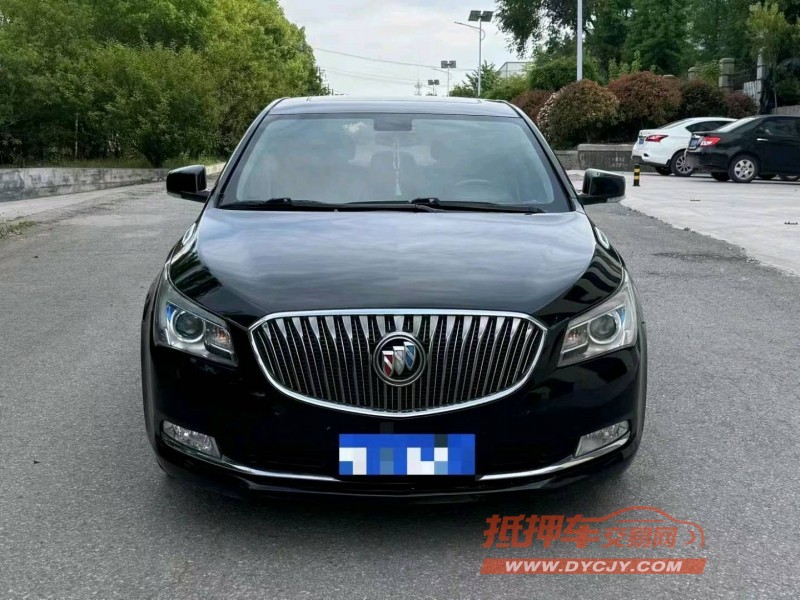 青岛15年别克君越1