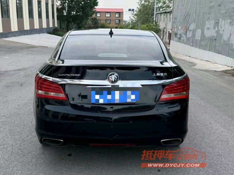 青岛15年别克君越6