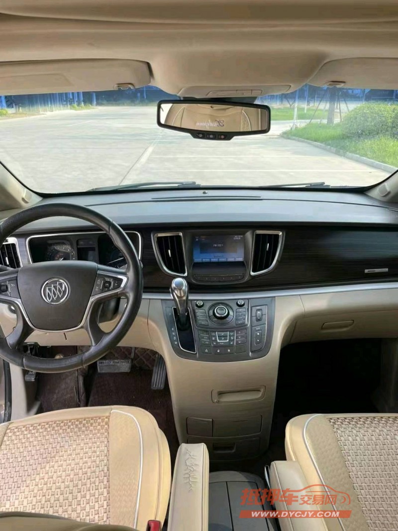 徐州13年别克GL86