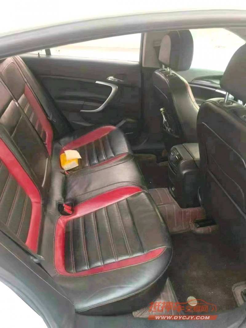 聊城11年别克君威5