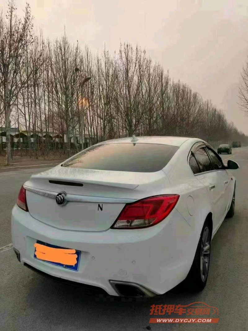 聊城11年别克君威8