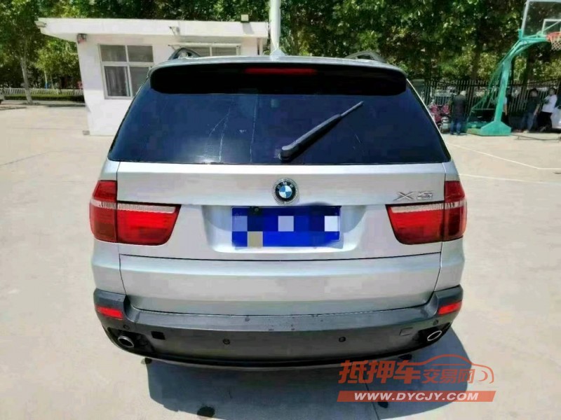 聊城09年宝马X59