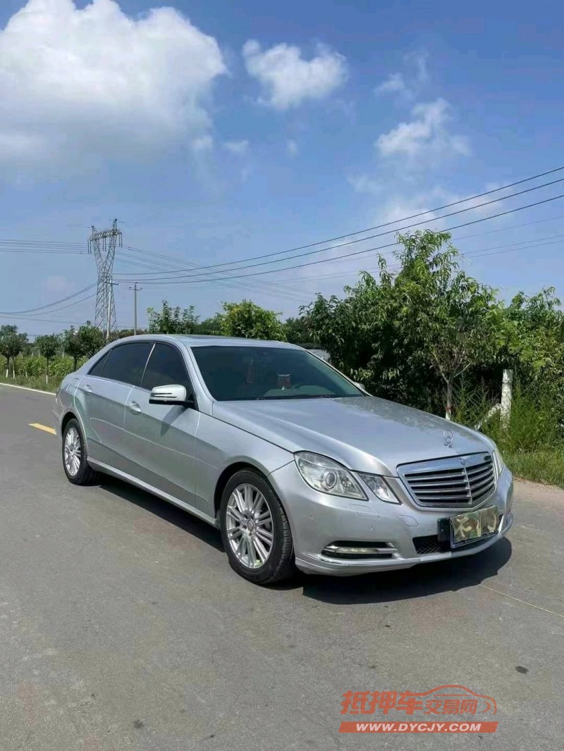 大同12年奔馳E2