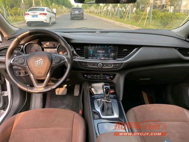 徐州19年别克君威8