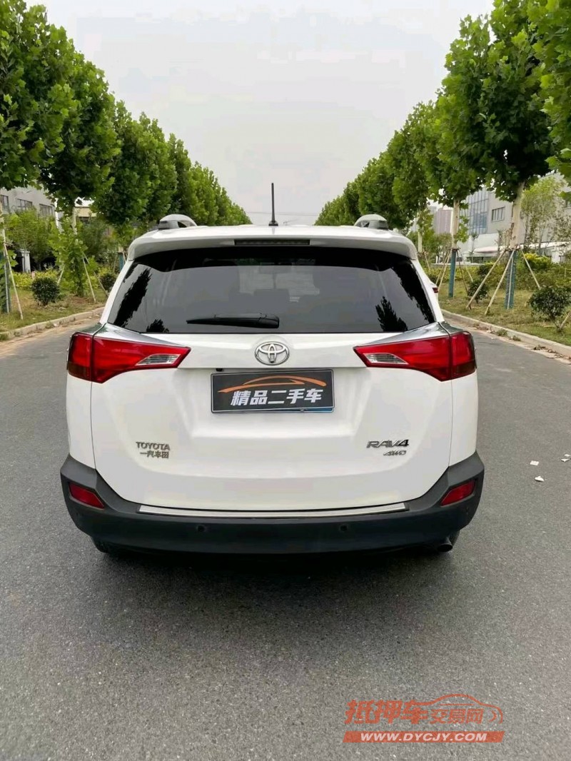 徐州14年丰田RAV46