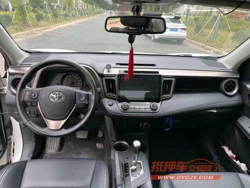 徐州14年丰田RAV48