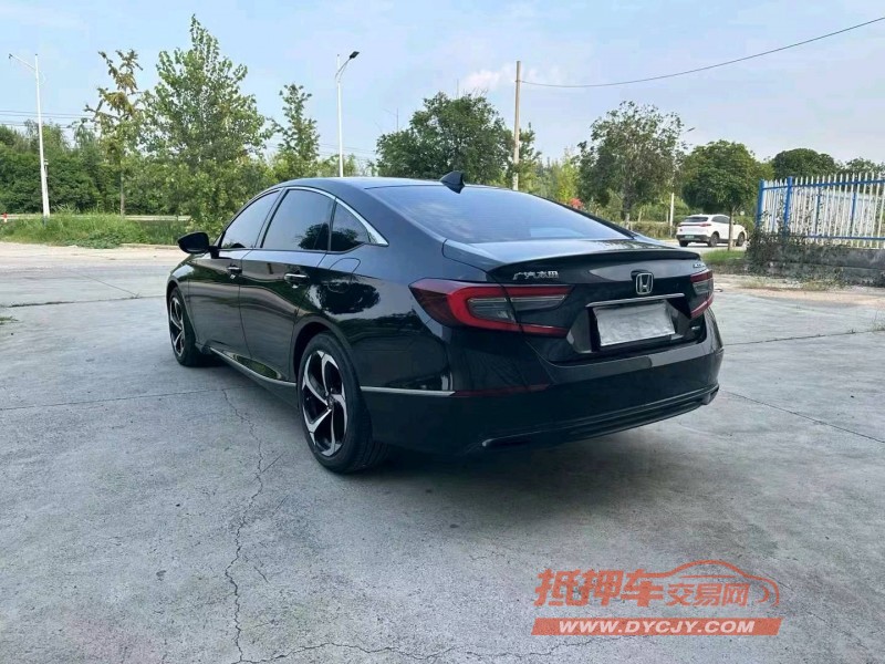 徐州22年本田雅阁8