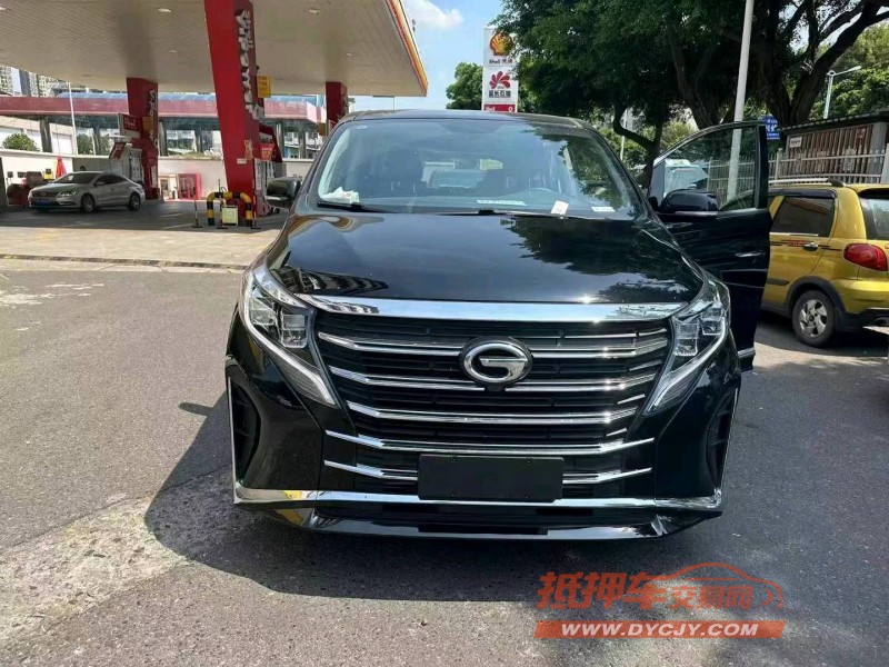 成都24年传祺M81