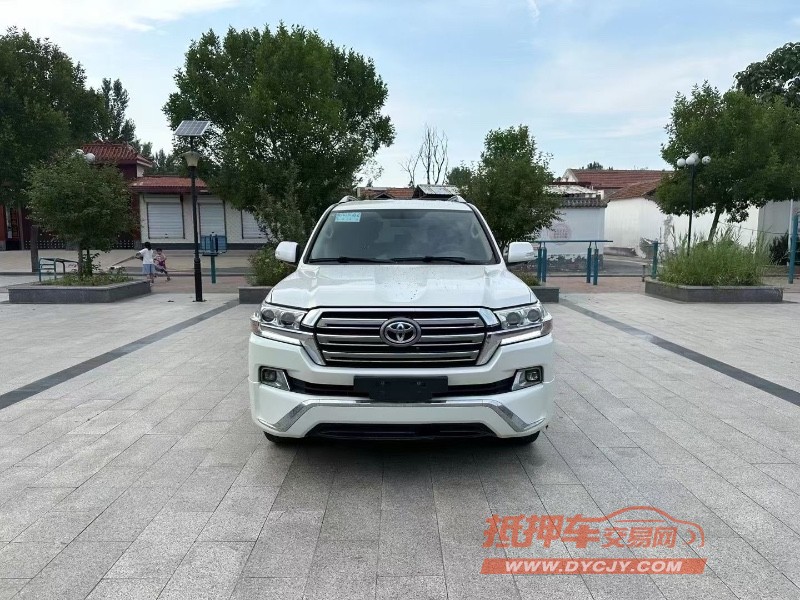 济南16年丰田兰德酷路泽1