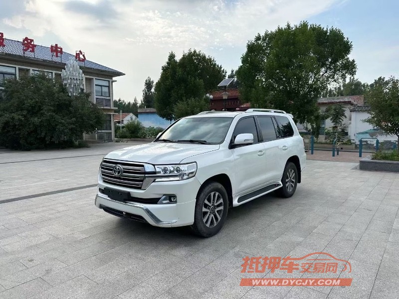 济南16年丰田兰德酷路泽2