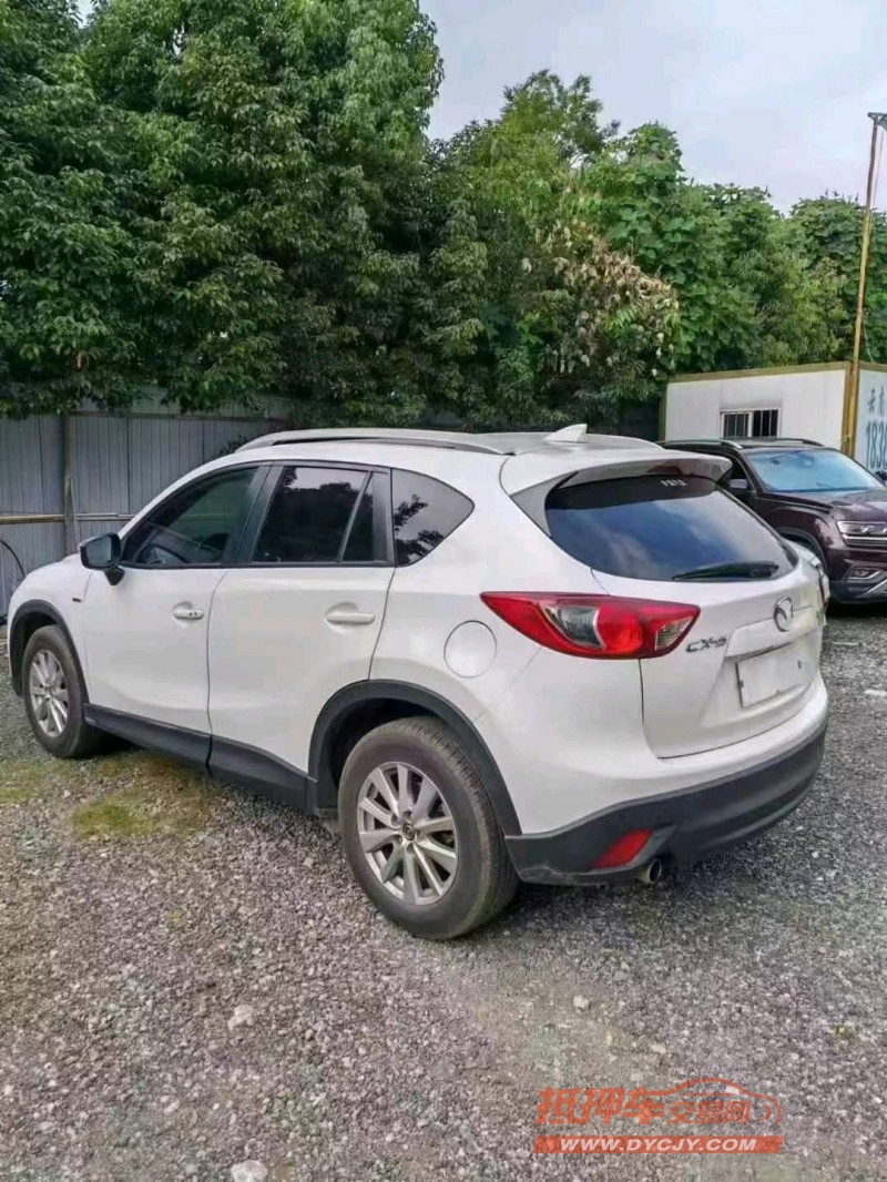 昭通15年馬自達CX-57