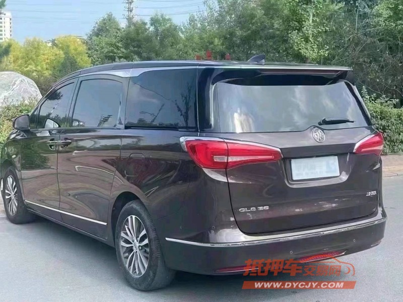 保定21年别克GL82