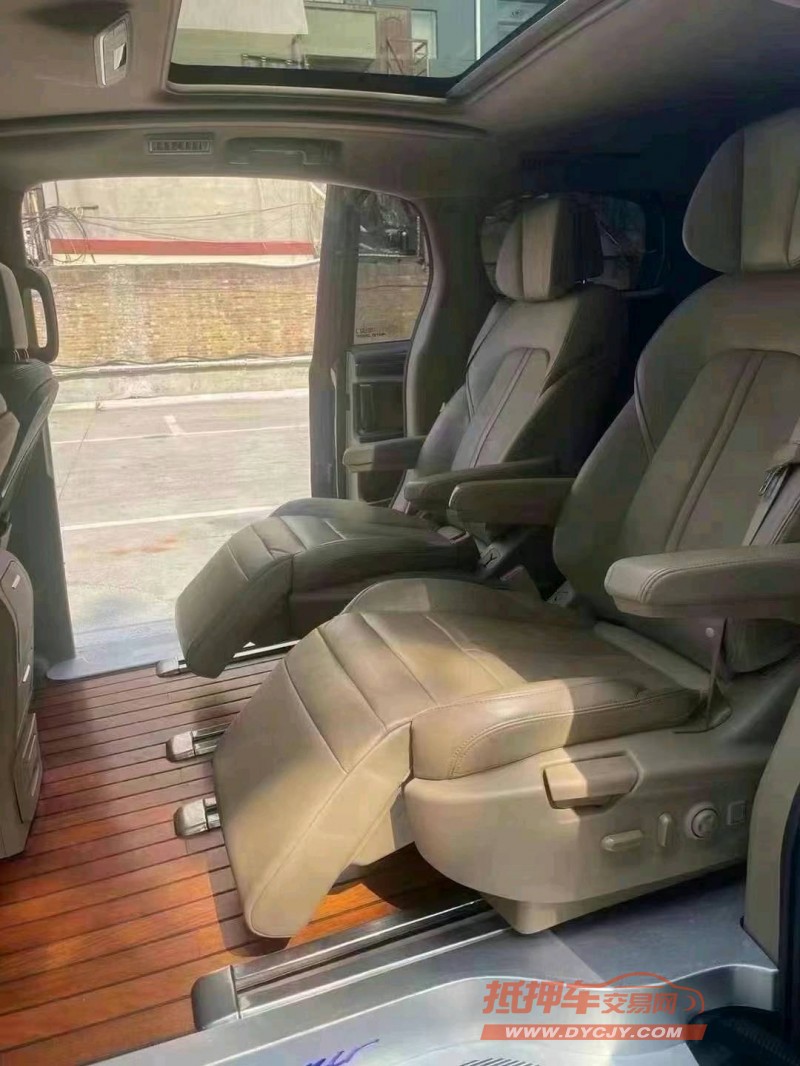 保定21年别克GL86