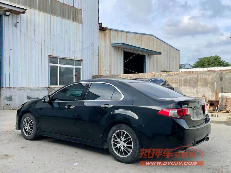 济宁11年本田思铂睿7