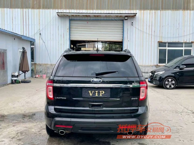 济宁14年福特探险者9