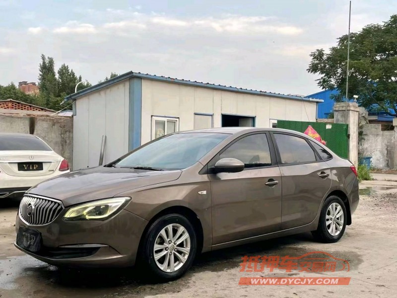 济宁16年别克英朗2