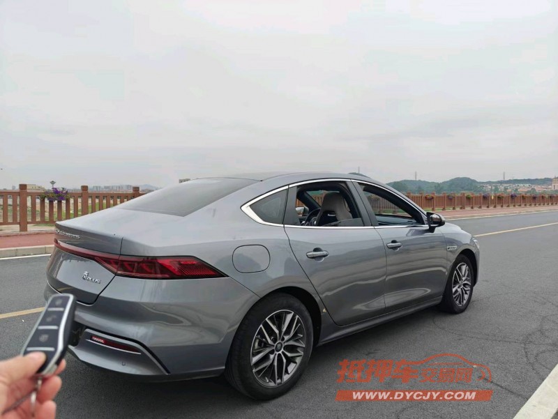 东莞22年比亚迪秦8