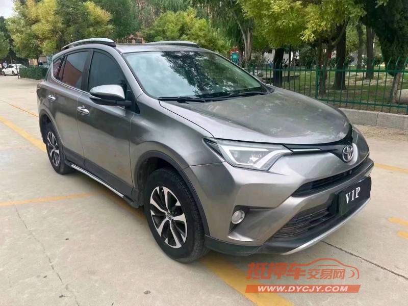 潍坊17年丰田RAV42