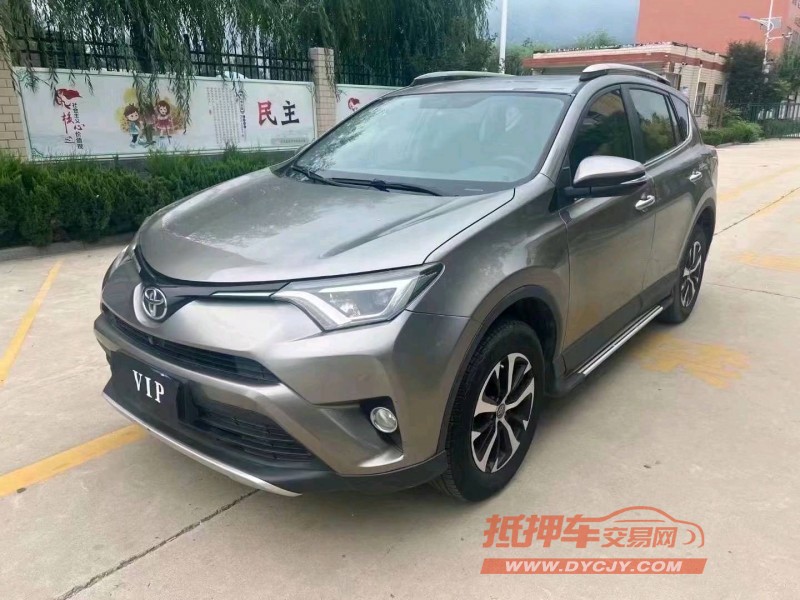 潍坊17年丰田RAV47