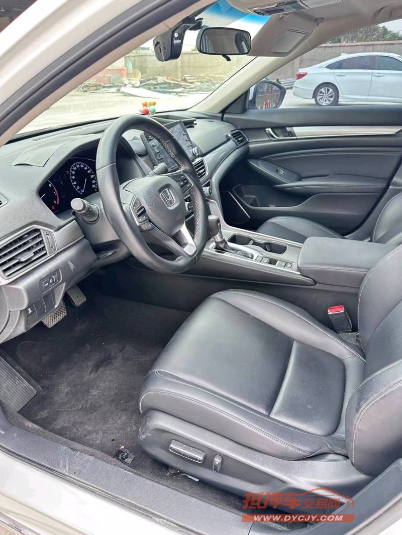 徐州21年本田雅阁8