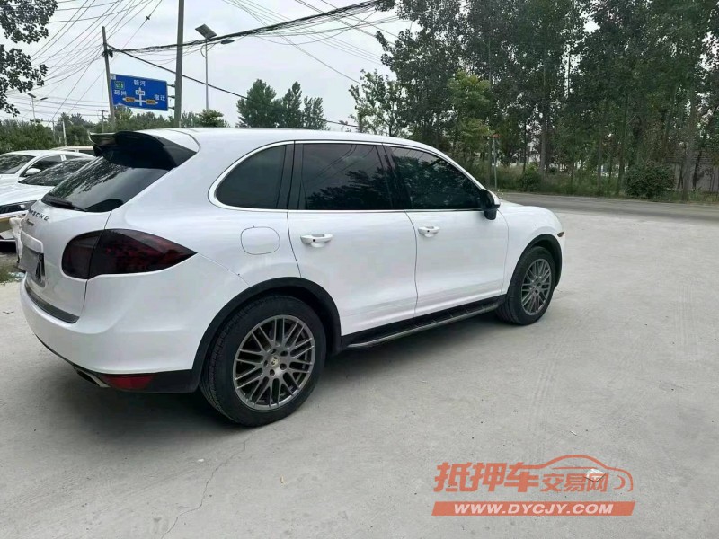 徐州12年保时捷卡宴8