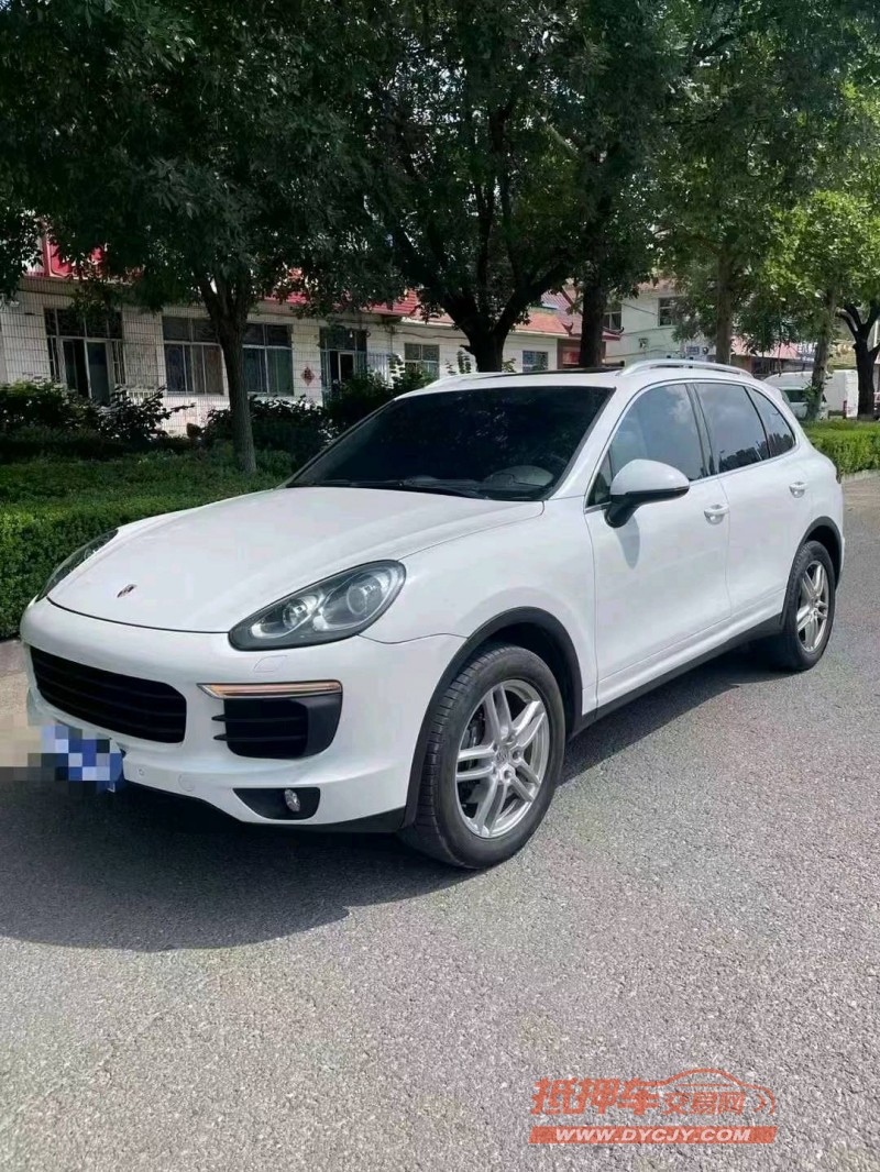 济南15年保时捷卡宴2