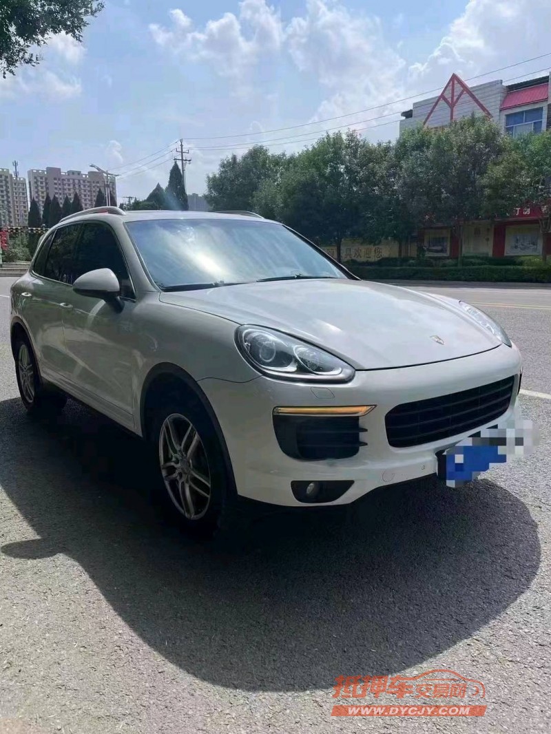 济南15年保时捷卡宴3