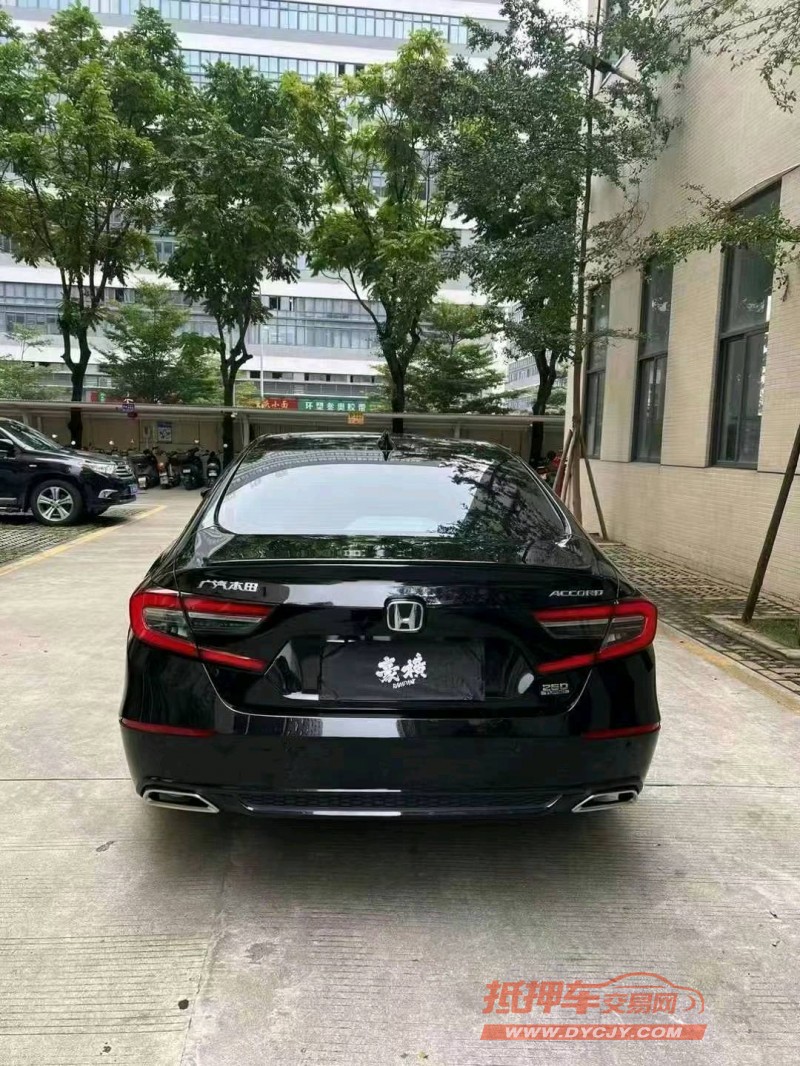 佛山21年本田雅阁8