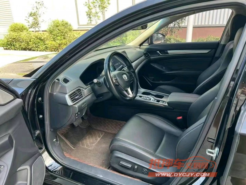 徐州22年本田雅阁4