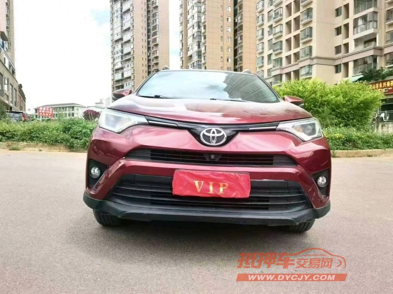 昆明17年豐田RAV4榮放1